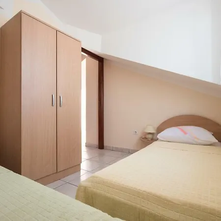Nena Apartman *